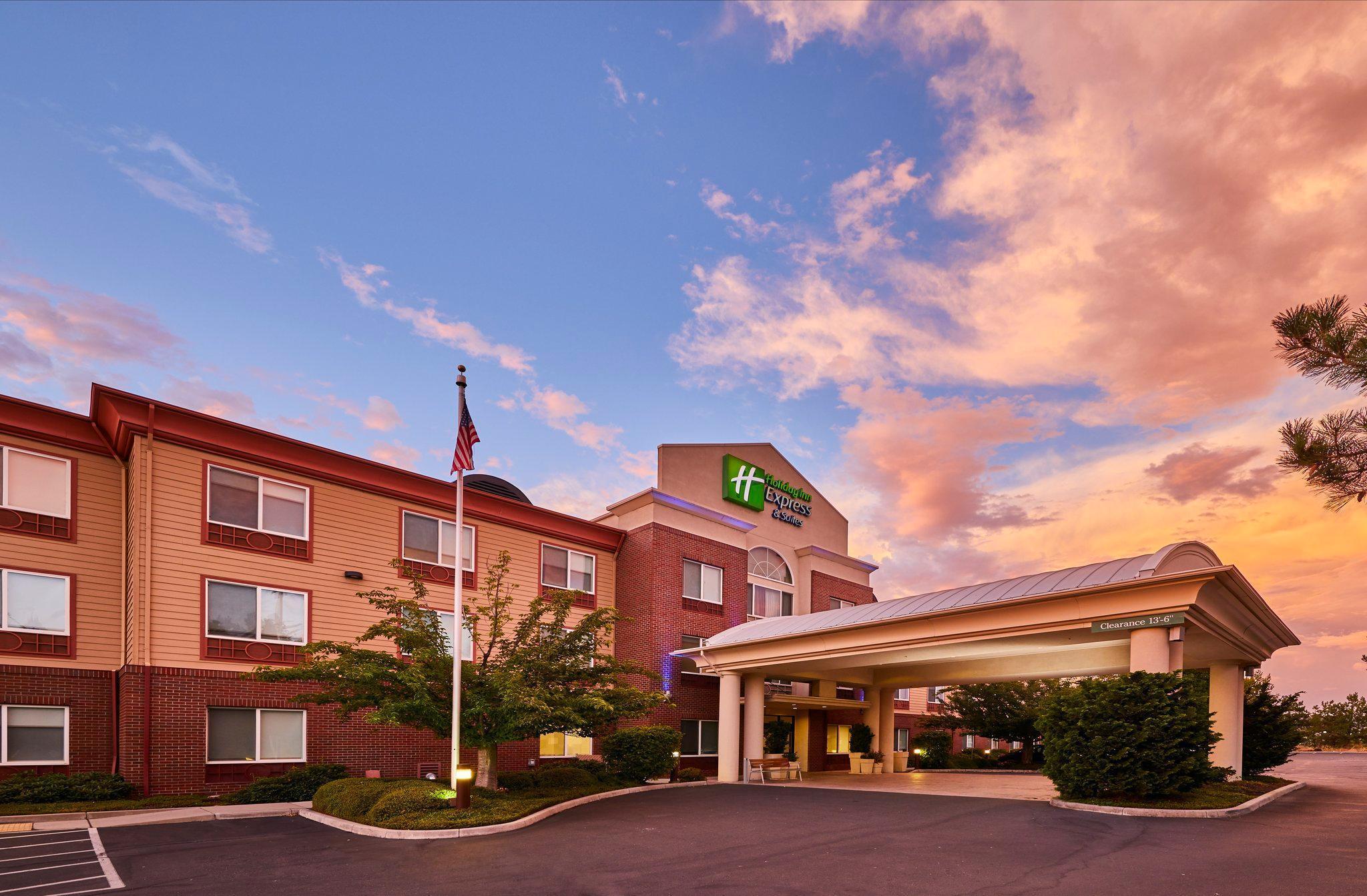 Holiday Inn Express Hotel & Suites Medford-Central Point By Ihg מראה חיצוני תמונה
