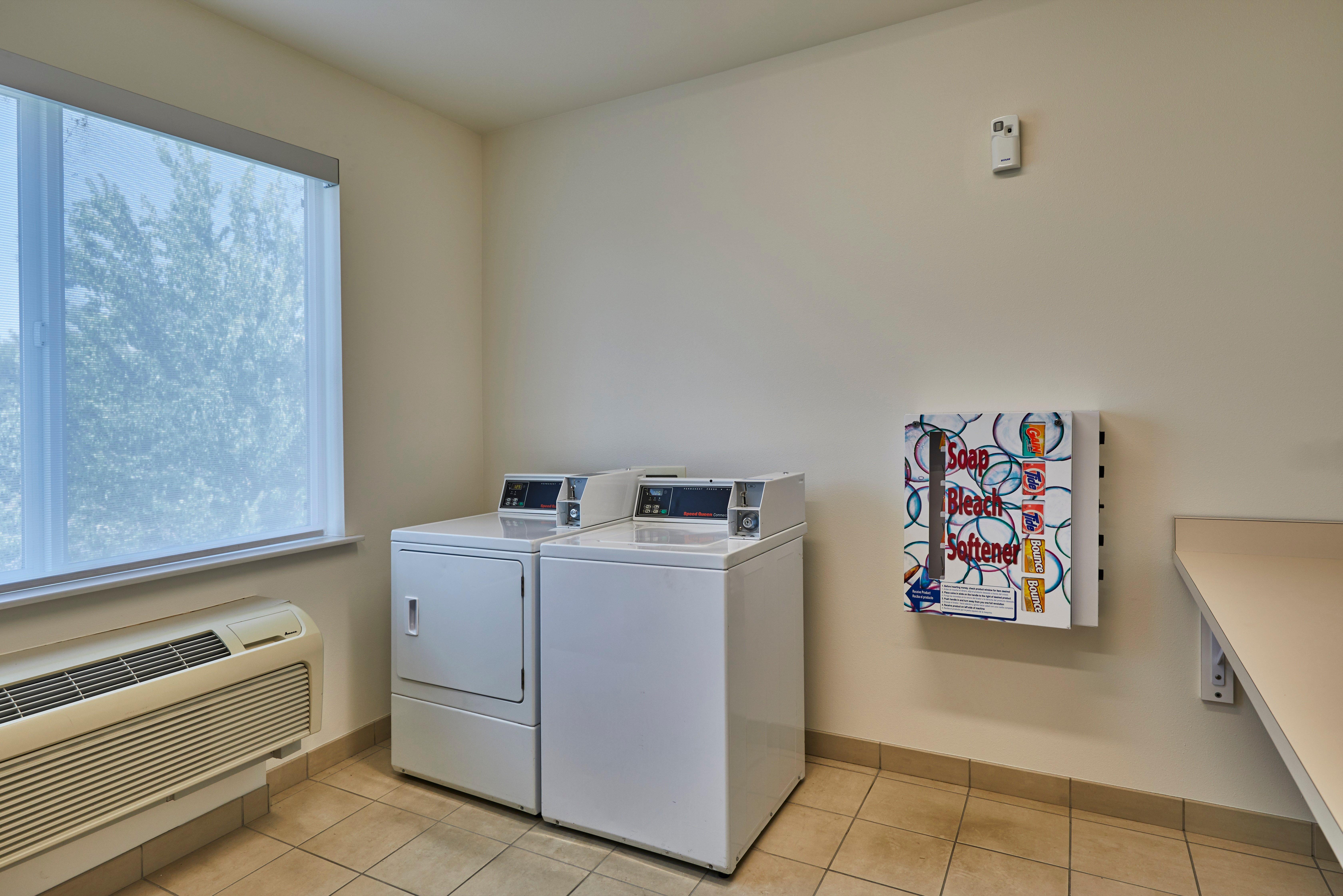Holiday Inn Express Hotel & Suites Medford-Central Point By Ihg מראה חיצוני תמונה