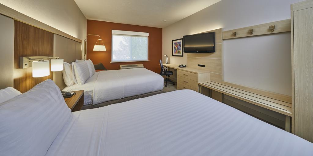 Holiday Inn Express Hotel & Suites Medford-Central Point By Ihg מראה חיצוני תמונה