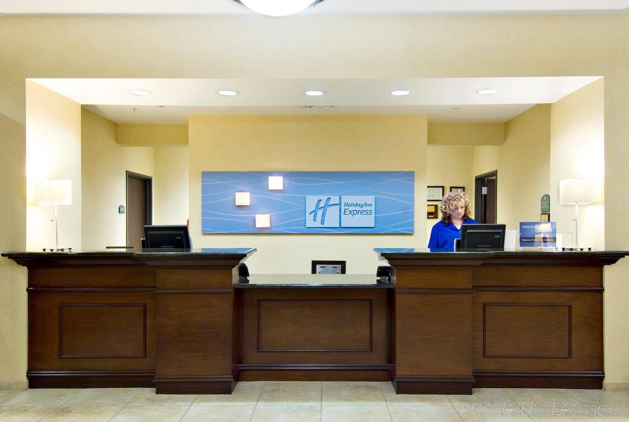 Holiday Inn Express Hotel & Suites Medford-Central Point By Ihg מראה חיצוני תמונה