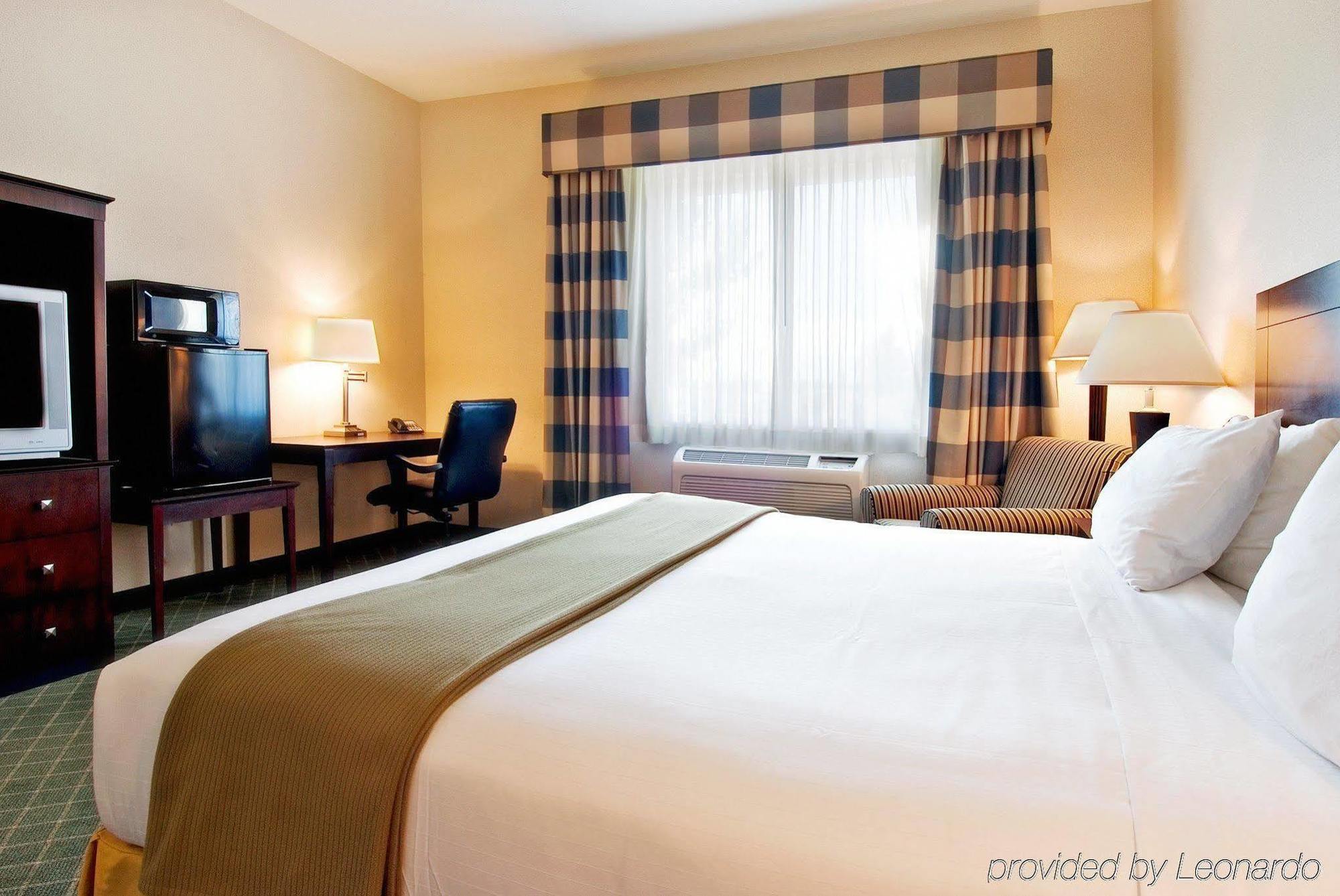 Holiday Inn Express Hotel & Suites Medford-Central Point By Ihg מראה חיצוני תמונה