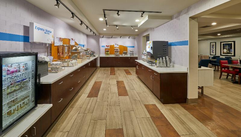 Holiday Inn Express Hotel & Suites Medford-Central Point By Ihg מראה חיצוני תמונה
